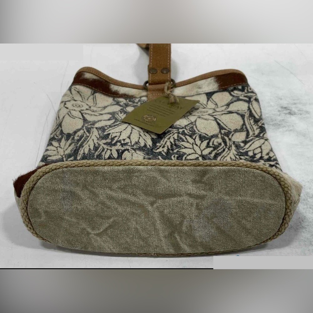Clea Ray Leather Hide Canvas Bag 2 Wine Bottle Gift Bag NWT - Picture 2 of 4